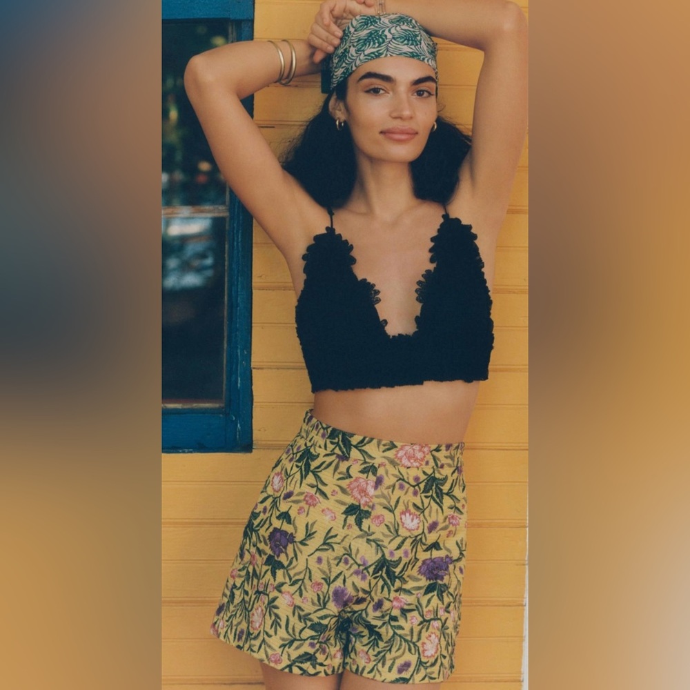 Anthropology La Fuori Embroidered Shorts Size Large